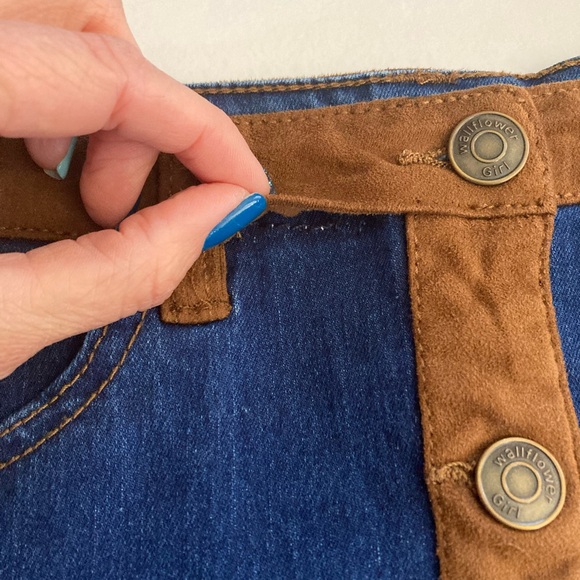 Wallflower | Girls Denim Skirt - Picture 6 of 6